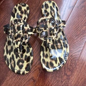 EUC TORY BURCH miller sandals sz6.5